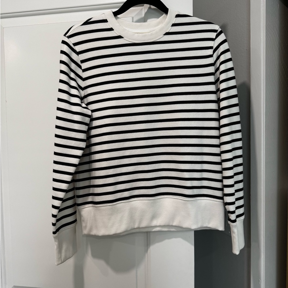 Everlane White and Black Striped Crew Sweatshirt